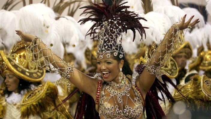Sambatänzerin zu Karneval in Rio