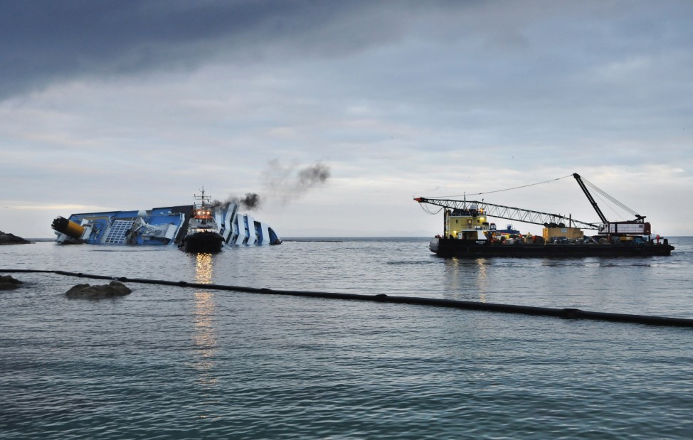Start of Costa Concordia Defueling Procedures