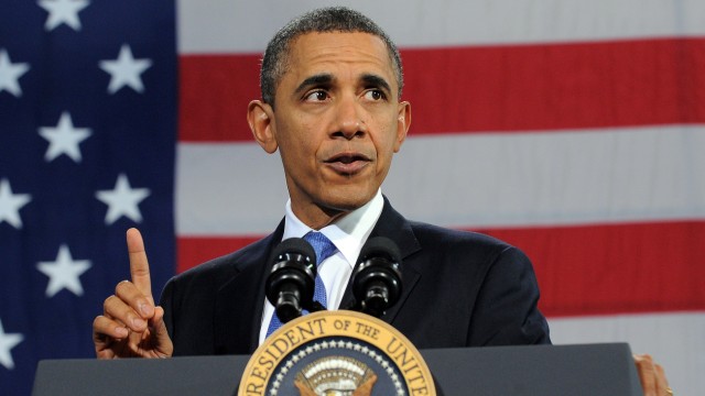 Nach Ausreiseverboten gegen US-Bürger: US-Präsident Barack Obama verlangt von der Regierung in Kairo fühlbare Schritte in Richtung Demokratie. Andernfalls droht Washington mit dem Einstellen der Militärhilfen für Ägypten.