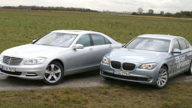 Hybrid-Vergleich: BMW 7er vs. S-Klasse: Duell in der Oberklasse: Die Hybridversionen des 7er BMW und der Mercedes S-Klasse treten gegeneinander an.