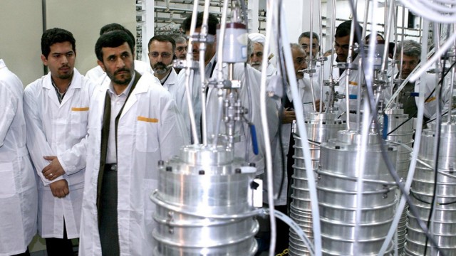 File photo of Amadinejad visiting the Natanz nuclear enrichment facility