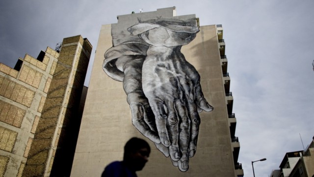 BESTPIX  Anti-Government Grafitti Adorns Athens