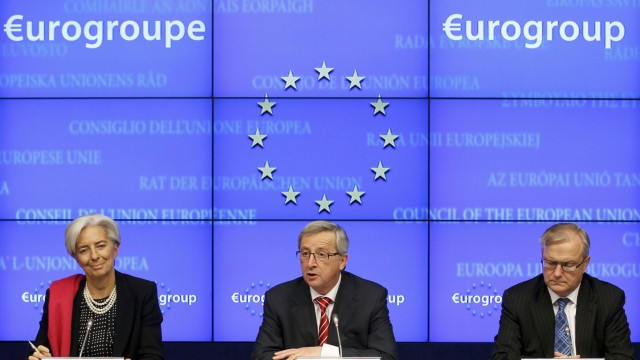 IMF Managing Director Lagarde Eurogroup Chairman Juncker and European Monetary Affairs Commissioner Rehn hold a joint news conference after a Eurogroup meeting in Brussels