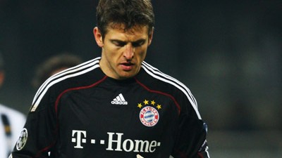 FC Bayern: Jörg Butt: Hoch konzentriert: "In der Situation muss du alles ausblenden", erklärte Jörg Butt die Gefühlslage vor dem Elfmeter.