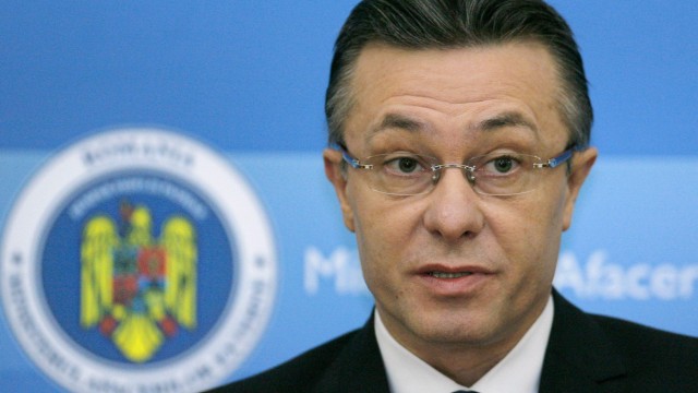 EU-Einigung zu Serbien: Rumänien hat Einwände gegen Serbiens EU-Beitritt - Außenminister Cristian Diaconescu blockiert überraschend den Beschluss.