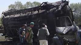Guttenberg: Bei der Bombardierung der zwei Tanklaster am 4. September in der Region Kundus kamen bis zu 142 Menschen ums Leben.