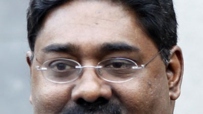Insiderskandal: Rajaratnam angeklagt: Tief gesunken: Der einst umjubelte US-Hedgefonds-Manager Raj Rajaratnam muss möglicherweise für den Rest seines Lebens ins Gefängnis.