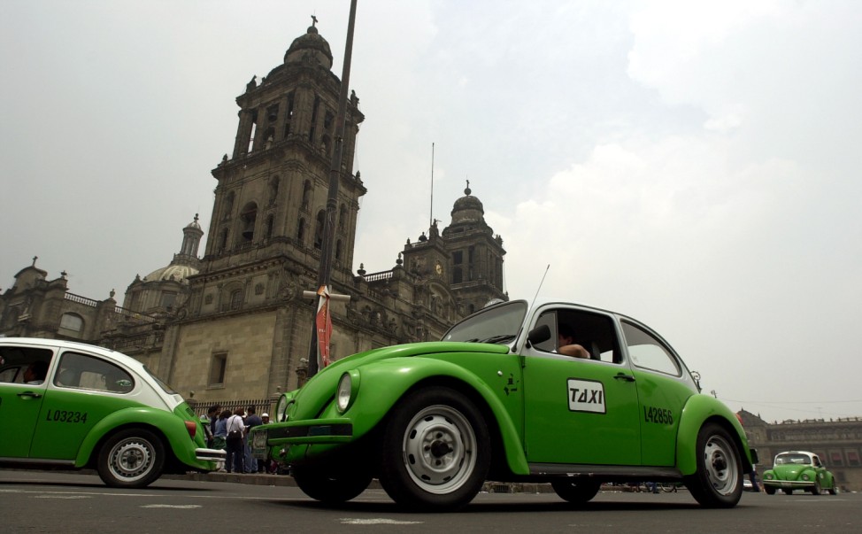 Mexikaner nehmen Abschied vom legendaeren 'Vocho'