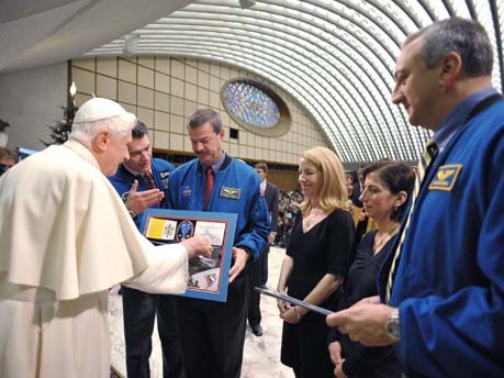 Papst-Audienz für NASA-Astronauten;Reuters