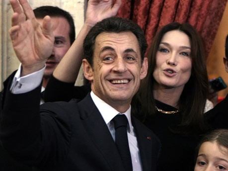 Weihnachtsempfang für 900 Kinder bei Frankreichs Präsident Sarkozy;dpa