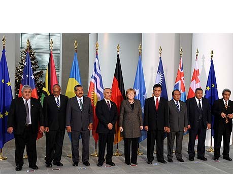 Bundeskanzlerin Angela Merkel empfängt die Staats- und Regierungschefs der pazifischen Inselstaaten in Berlin;dpa