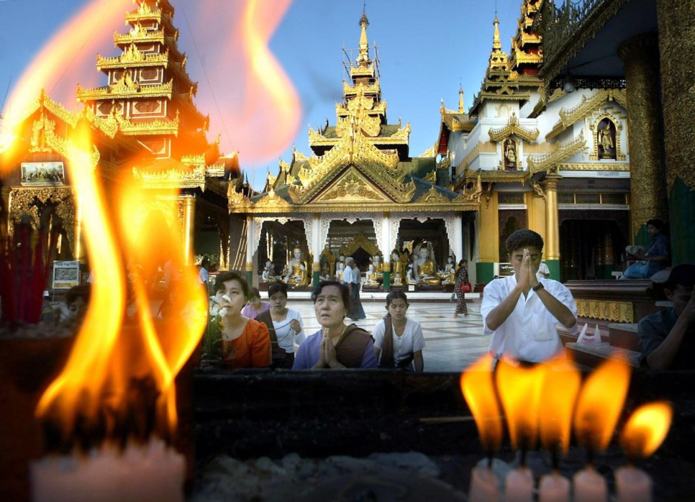 Birma-Reisen: Helfen sie dem Militärregime oder der Bevölkerung?