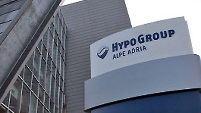 BayernLB und Hypo Alpe: Die österreichische BayernLB-Tochter HGAA wird den Freistaat wohl mehr als drei Milliarden Euro kosten.
