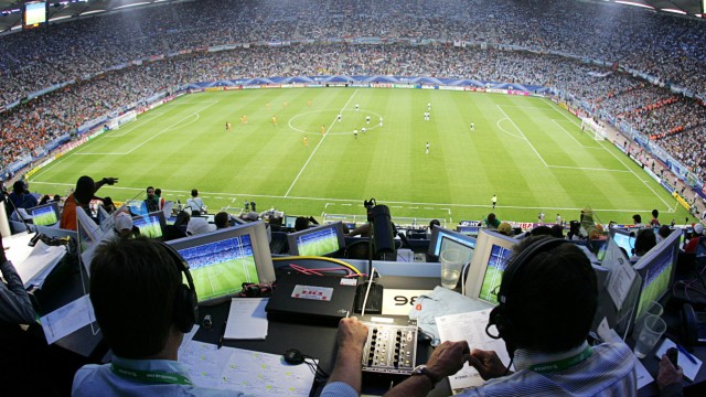 Die Uefa Euro 2012 soll auch in einem digitalen Test-Programm der ARD übertragen werden.