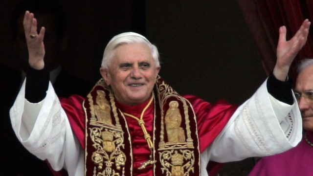 Benedikt XVI. wird 85