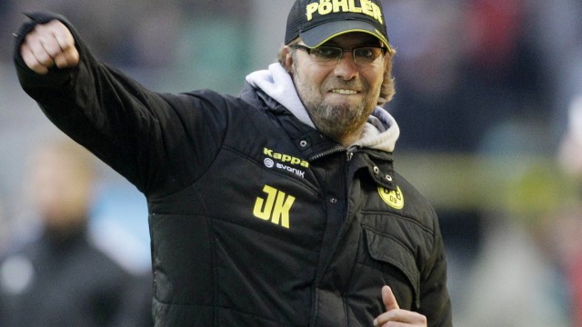 Fußball-Bundesliga: Raus mit der Anspannung: Jürgen Klopp nach dem Treffer zum 1:0 für seine Mannschaft.