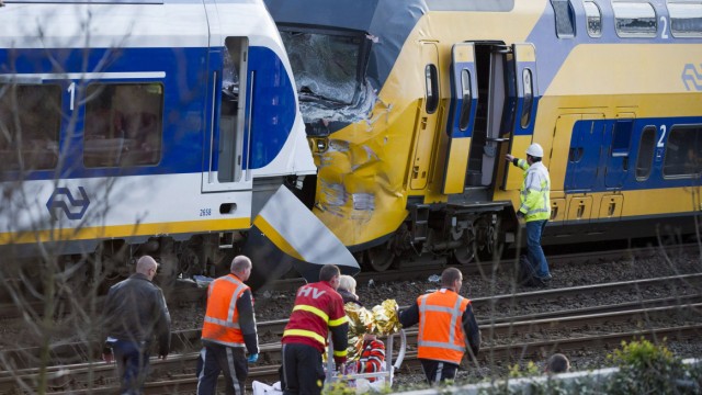 Trains collide near Amsterdam, at least 48 reported injured