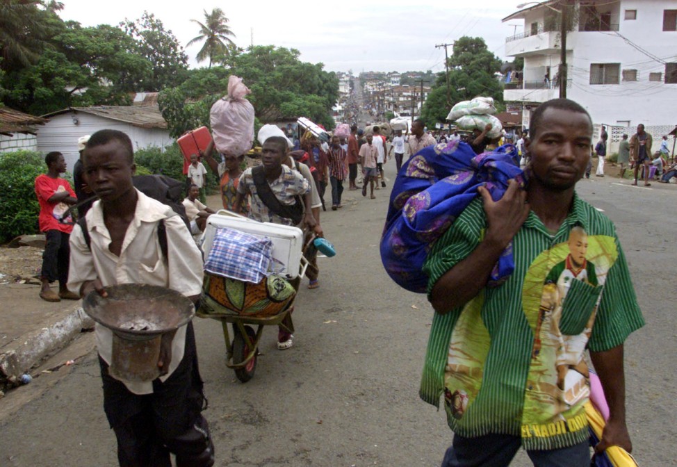Einwohner fliehen aus Monrovia