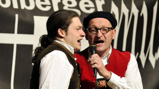 Unterbiberger Hofmusik: Franz Josef Himpsl (rechts) ist Frontmann der Unterbiberger Hofmusik.