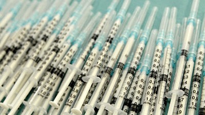 Tod nach Schweinegrippe-Impfung: Unsicherheiten bleiben: Ist die Impfung gegen die Schweinegrippe sinnvoll - oder birgt sie unvorhersehbare Risiken?