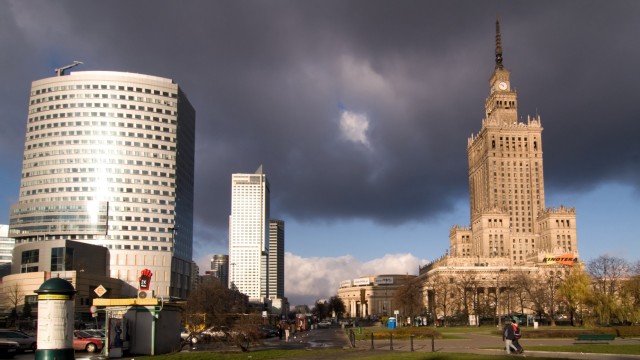 Wolkenkratzer und Glasbauten: Warschau setzt auf die Moderne