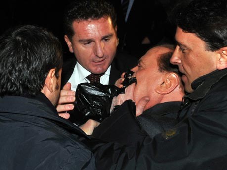 Berlusconi, Attacke, AP