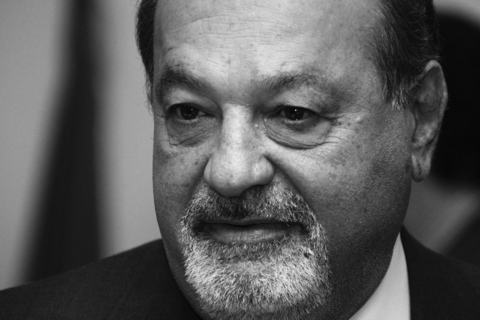 Mexican tycoon Carlos Slim attends a meeting in Beirut