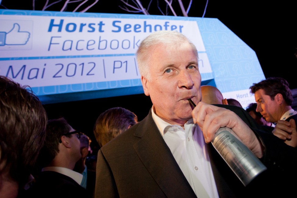 Horst Seehofer Throws Facebook-Fan Party