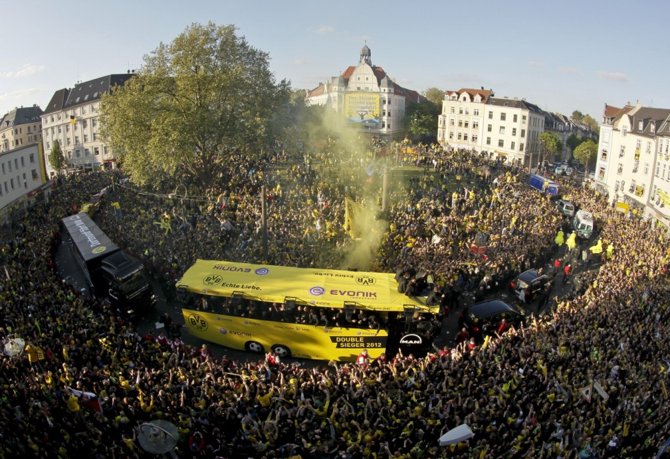 Borussia Dortmund feiert das Double