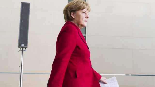 Bundeskanzlerin Merkel entlaesst Umweltminister