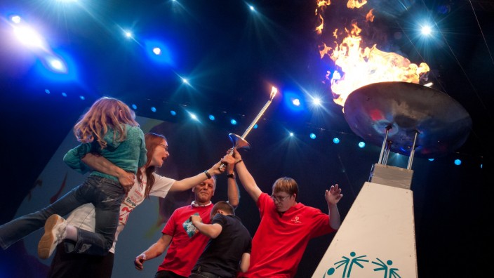 Inklusion: 2012 wurde das olympische Feuer bei den nationalen Spielen der Special Olympics in München entzündet.