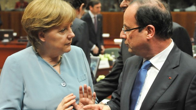 EU Sondergipfel - Merkel Hollande