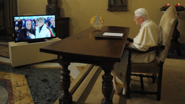 Papst Benedikt XVI.: Er ist Immer gut informiert. Das Buch "Sua Santità. Die Geheimpapiere von Benedikt XVI." beleuchtet Details im Regierungsalltag des Papstes.