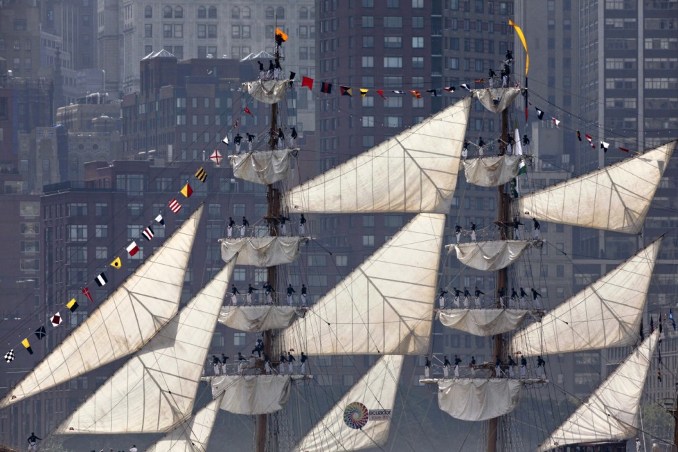 Sailors line the mast of ARC Gloria while arriving for the 25th annual Fleet Week celebration in New York