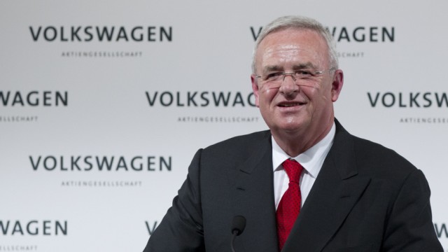 Volkswagen baut Konzernfuehrung um