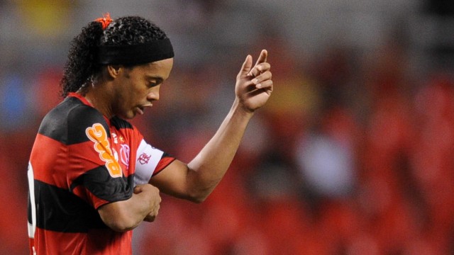 Ronaldinho in Brasilien: Ende einer Liebesbeziehung: Ronaldinho will Geld.