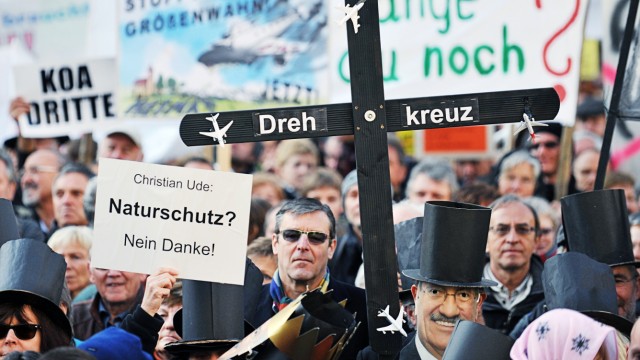 Demo gegen 3. Startbahn in München