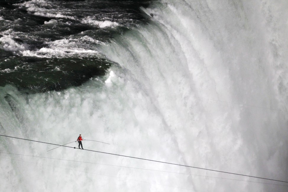 Tightrope walker Wallenda walks the high wire over the Horseshoe Falls in Niagara Falls
