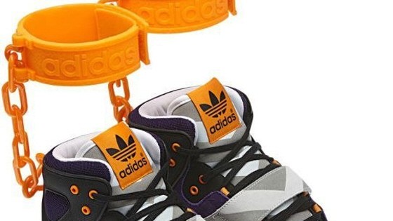 Adidas-Sneaker, Modell "JS Roundhouse Mid"