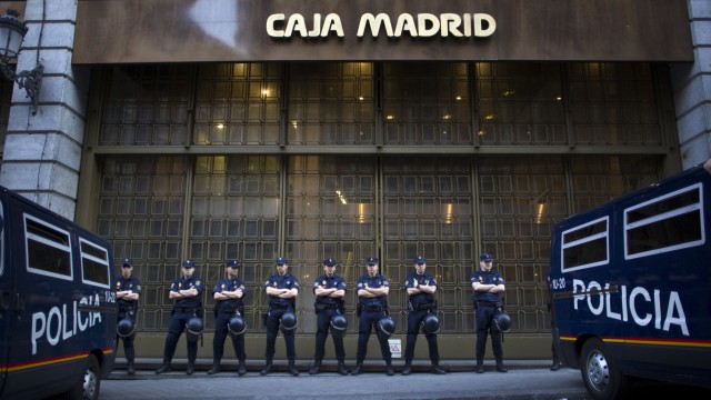 Finanzkrise: Proteste gegen die Banken: Demonstration im Mai in Madrid.