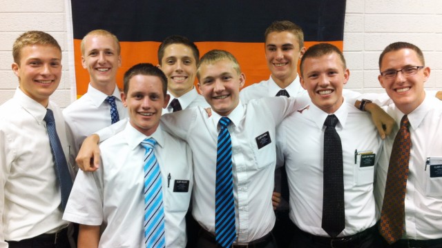 Junge Mormonen als Missionare
