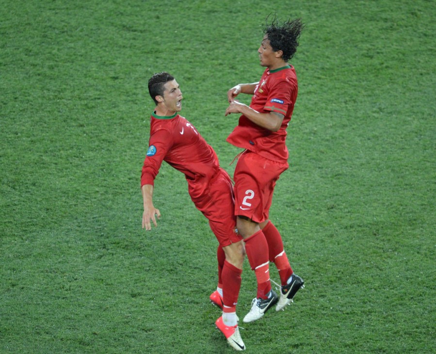 Cristiano Ronaldo Bruno Alves Portugal Niederlande Holland EM 2012 Euro Europameisterschaft