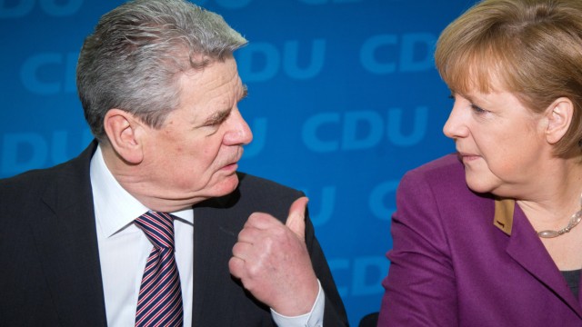 Joachim Gauck und Angela Merkel
