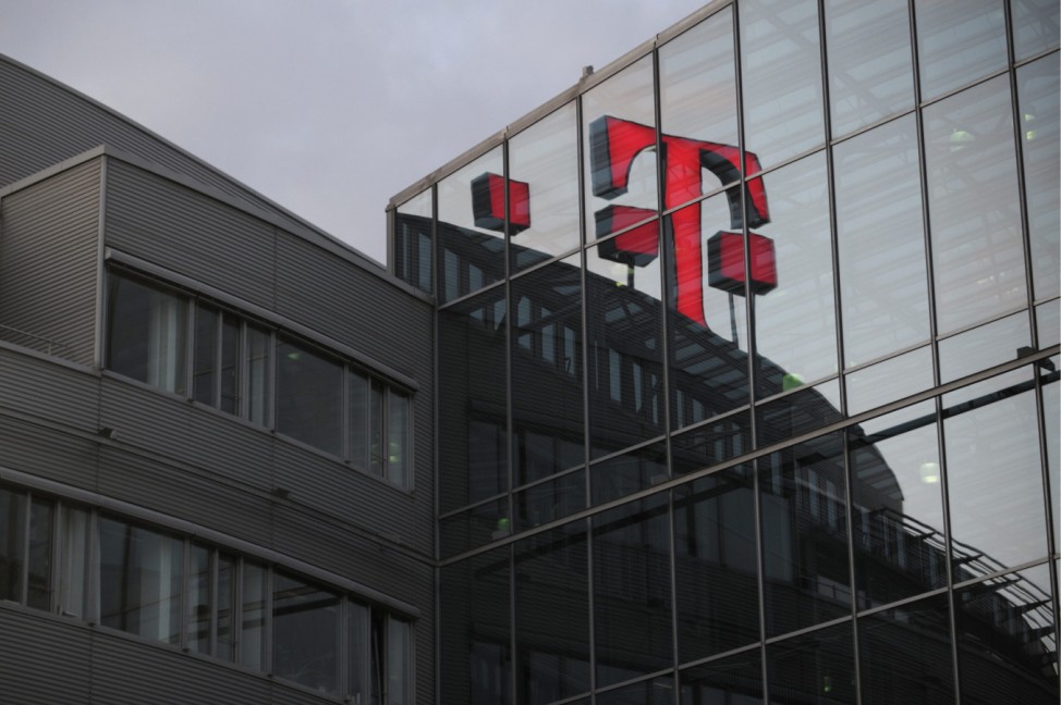 Telekom will ein Drittel weniger Vollzeitstellen in der Zentrale
