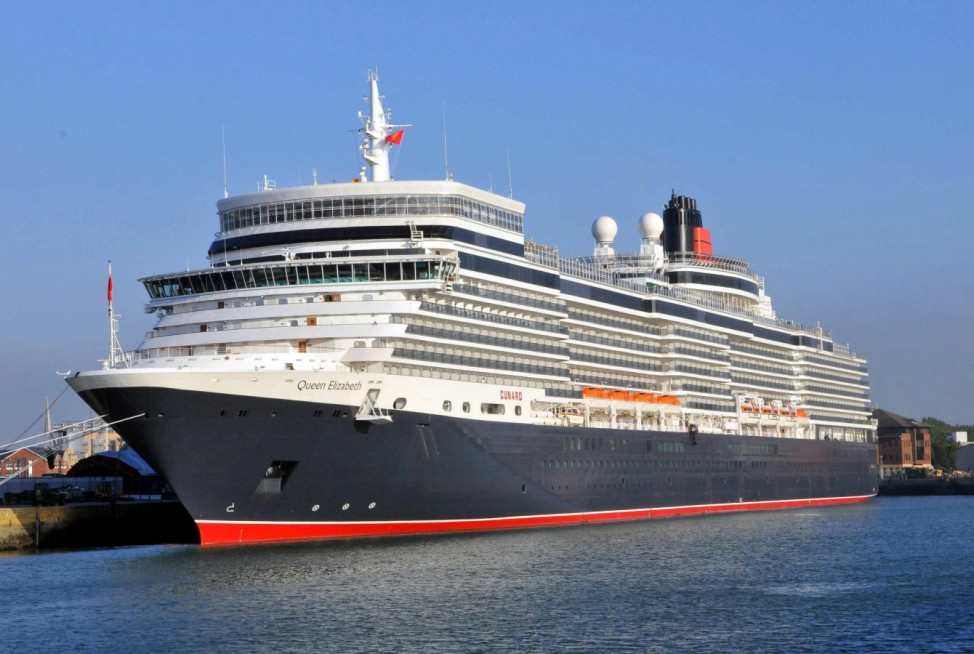 Neues Cunard-Schiff ´Queen Elizabeth" getauft