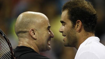 Tennis: Andre Agassi: Andre Agassi (links) und sein früherer Rivale Pete Sampras.