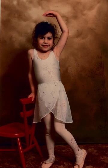 AmyWinehouse als Vierjährige im Ballerina-Kleidchen