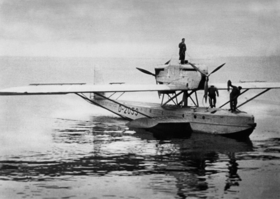 Maschine von Wolfgang von Gronau auf dem Bodensee, 1932