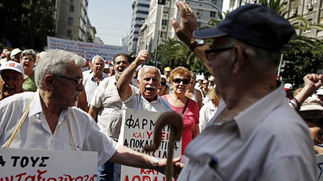 Pensioners protest against government reforms