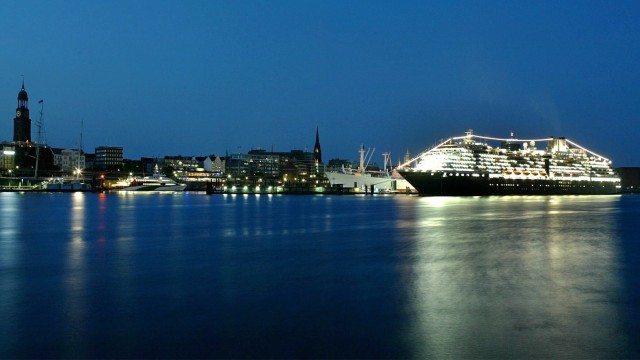 Hamburg Hamburger Hafen Kreuzfahrt Kreuzfahrtschiff